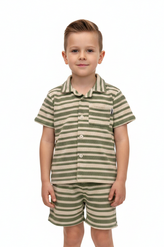 Set 2 pcs short dkny rayas verde tejido para niño