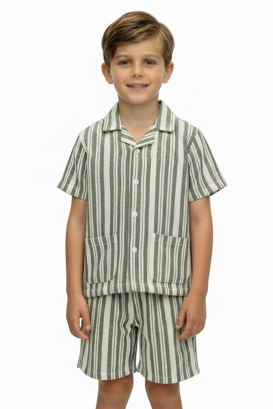 Set 2 pcs short dkny rayas verde olivo para niño